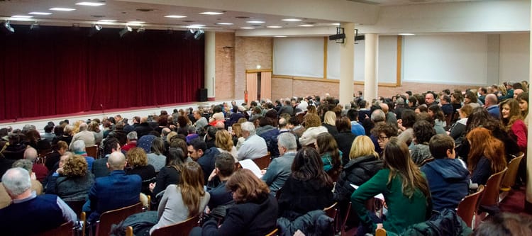 Serata teatrale "I Precari" - Foto e Video